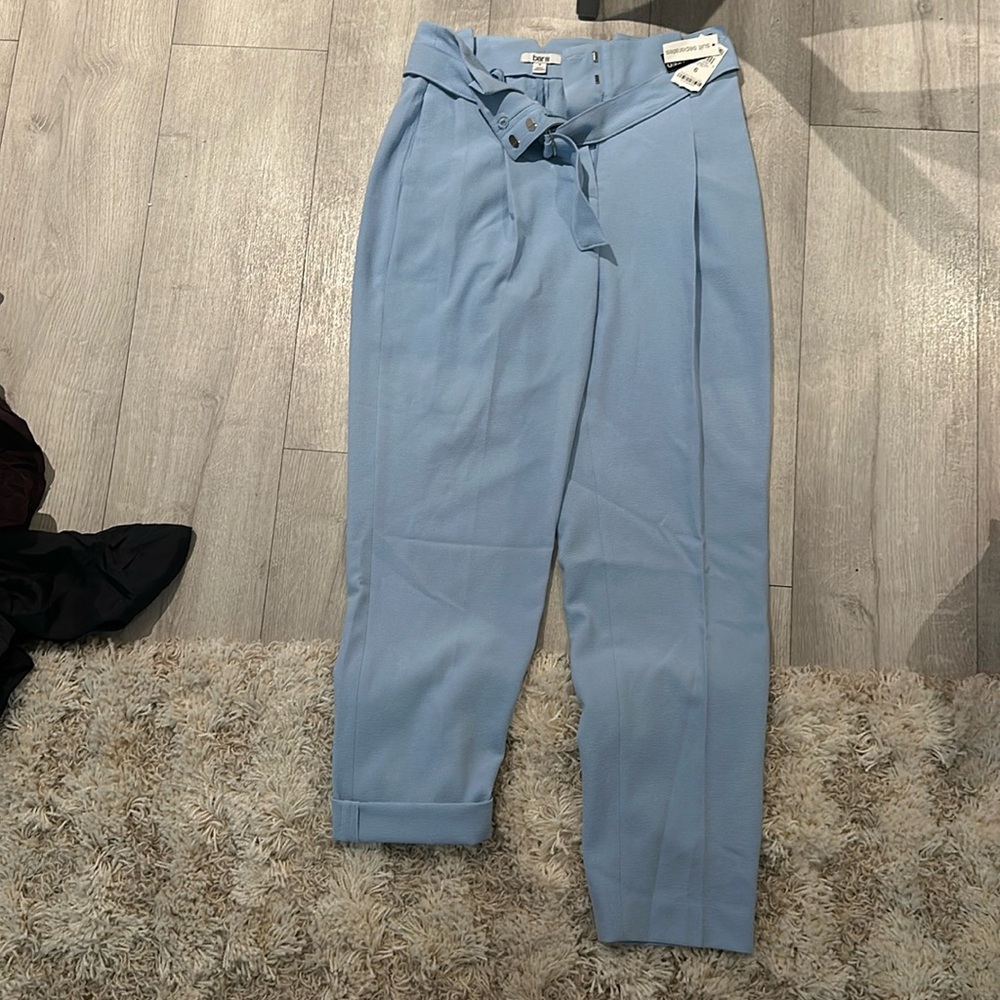 Bar III Women’s work suit pants from Macy’s size 6 polyester. New never worn.